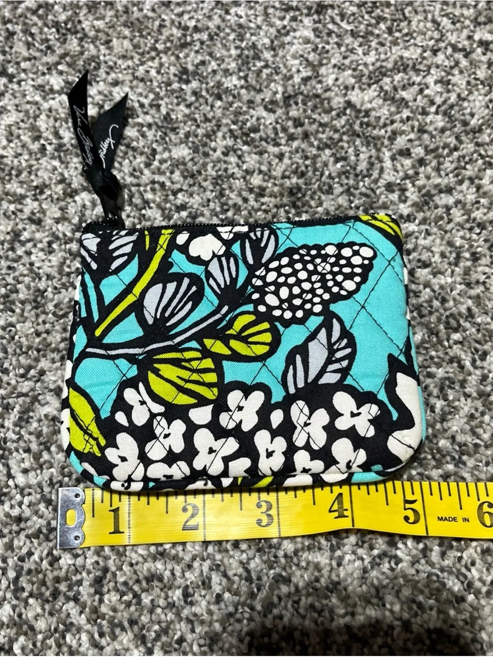 Vera Bradley Lined Coin Purse Zipper Pouch 5" x 4" - Picture 2 of 5